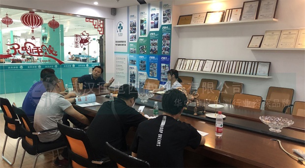 陜西客戶到訪國電西高考察四級資質(zhì)設備