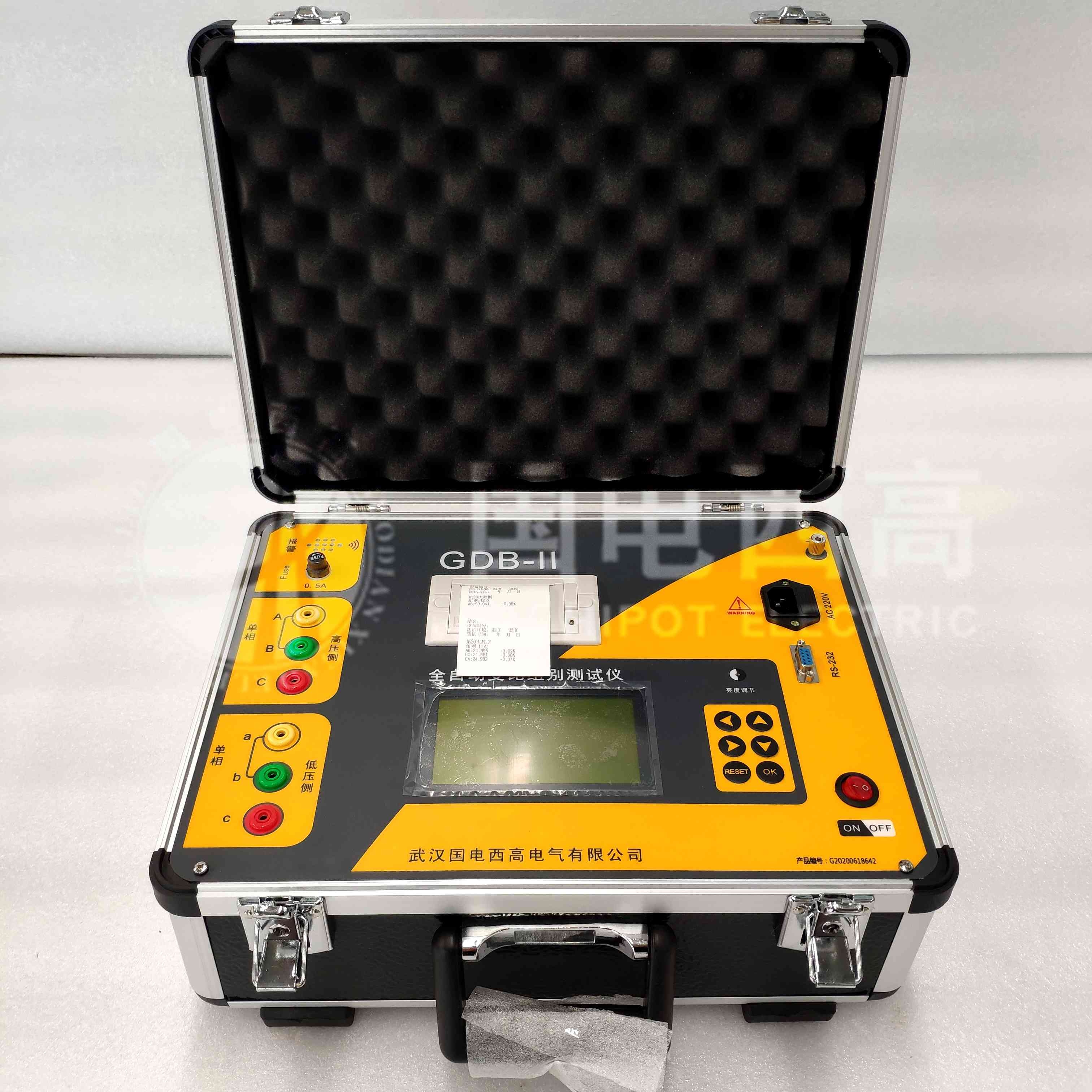 全自動變比組別測試儀主機正面