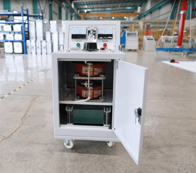 三倍頻感應耐壓發生器設備正面