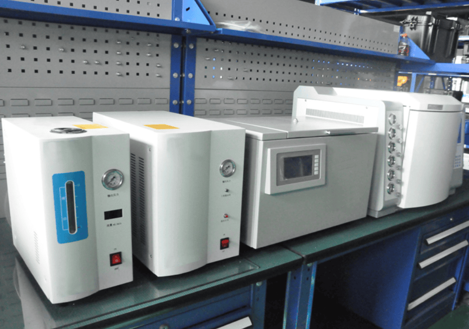 電力系統(tǒng)專用油色譜分析儀實物圖