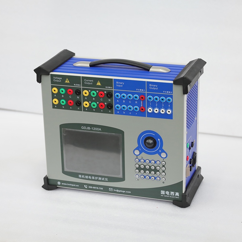微機繼電保護測試儀實物圖